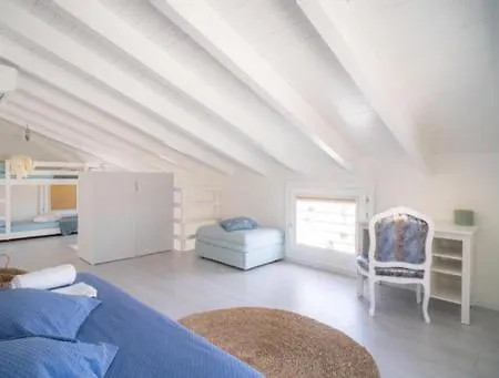 דירה Mermaid's House איזולה רוסה